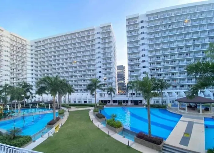 Shell Residences With Pool View Walk To Moa